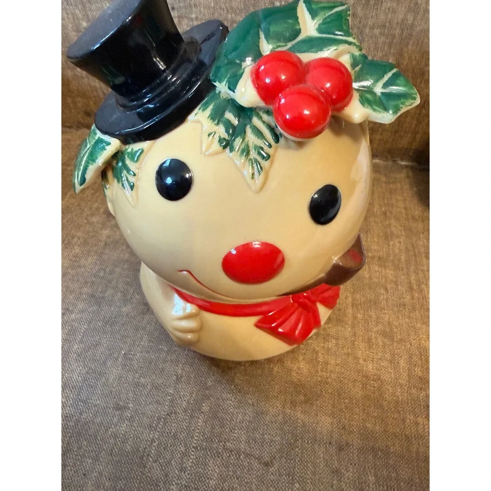 Vintage  Frosty the Snowman Music Box Spins Christmas Holiday Top Hat Holly Pipe